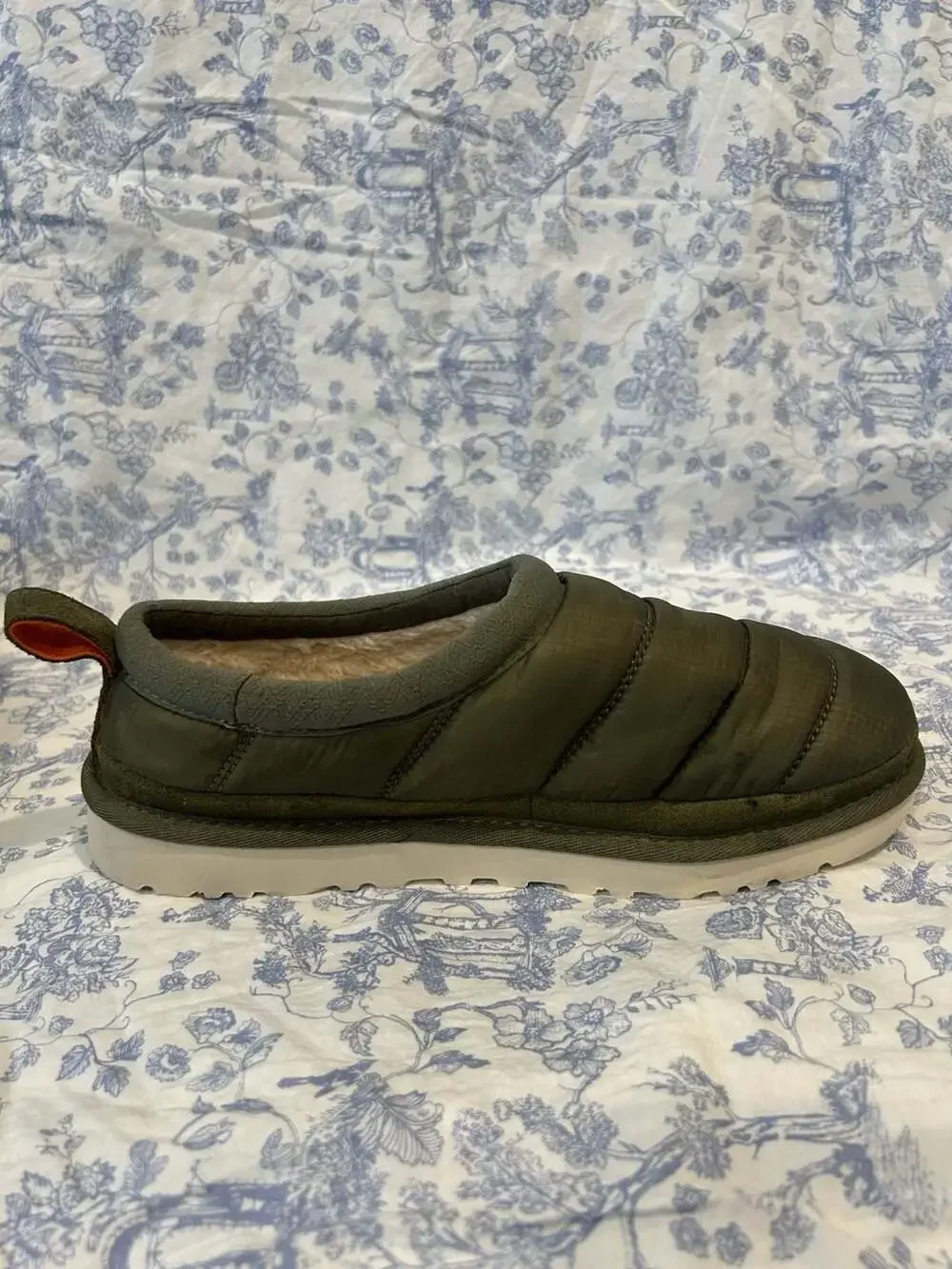 UGG Men's Tasman LTA Burnt Olive Puffer Slippers
